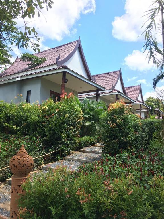 ホテル ランタ ハッピー ヒル Ko Lanta エクステリア 写真