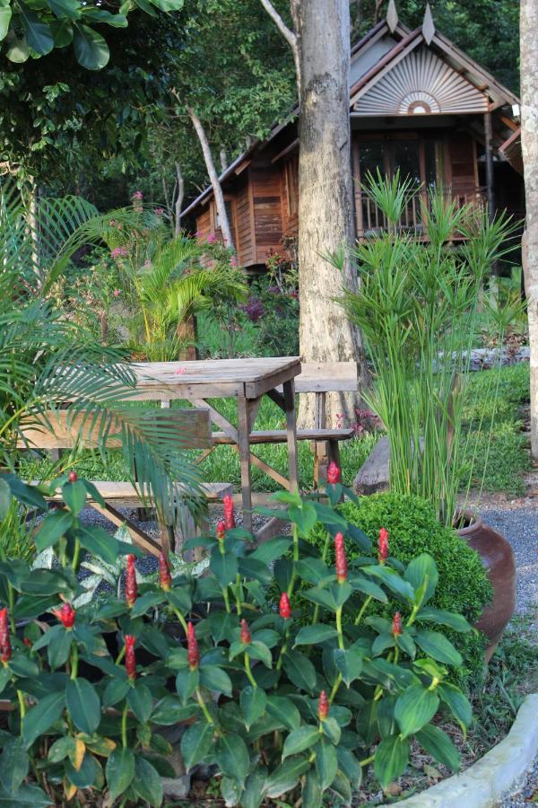 ホテル ランタ ハッピー ヒル Ko Lanta エクステリア 写真
